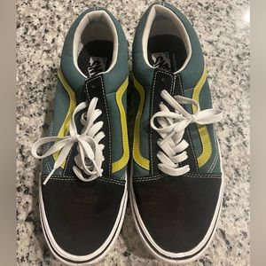 Mens old skool VANS size 11.5 Great condition